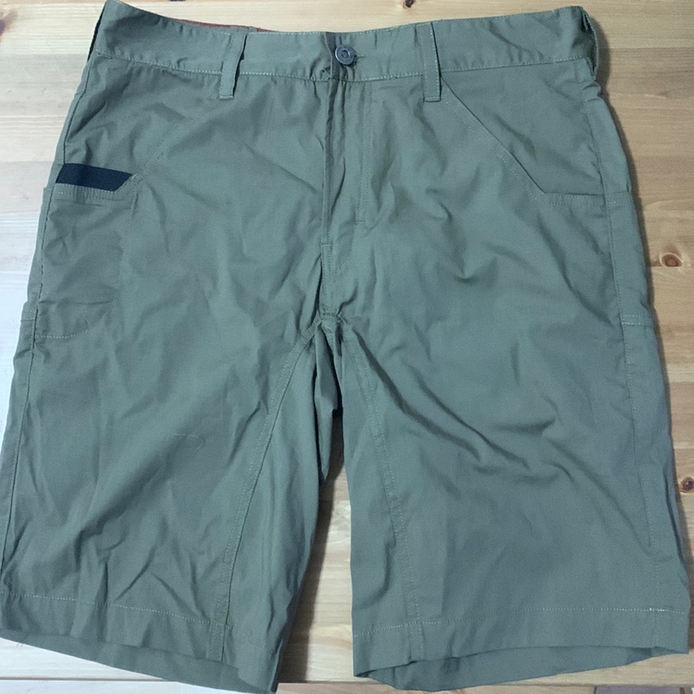 Iron and Resin shorts